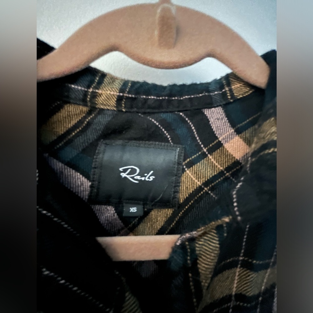 Rails Women’s Flannel Button Down - image 3